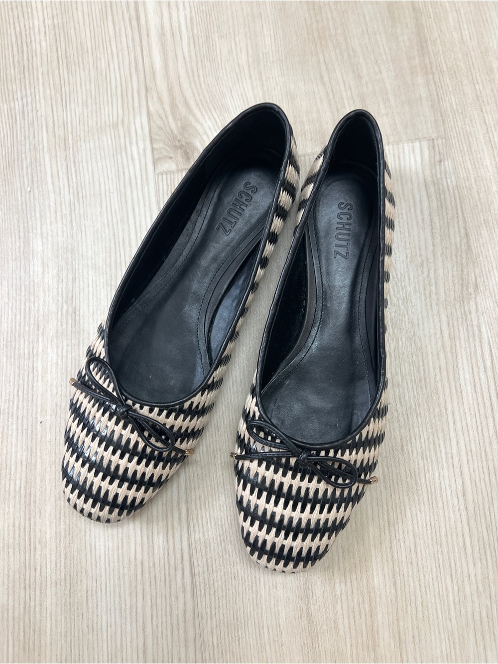 SCHUTZ black and cream raffia woven bow ballet flats / size 10 - Picture 7 of 7